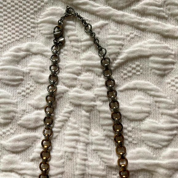 Short "Diamond" Statement Necklace - Picture 6 of 6